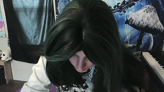 Snapshot of _hellostormy_ chatting on February 5, 2026, 7:43 pm hellostormy online show from February 5, 2026, 7:43 pm