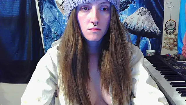 Snapshot of _hellostormy_ chatting on December 18, 2025, 4:11 pm hellostormy online show from December 18, 2025, 4:11 pm