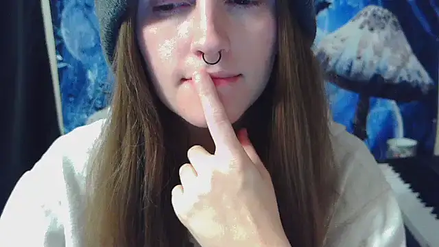 Snapshot of _hellostormy_ chatting on December 19, 2025, 7:00 am hellostormy online show from December 19, 2025, 7:00 am