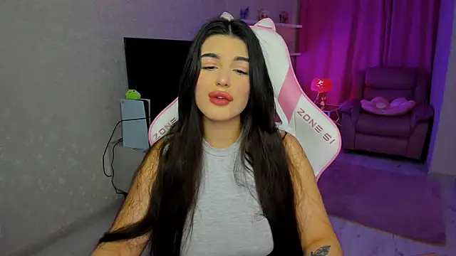 AlluringAriel online show from April 9, 2026, 11:27 am