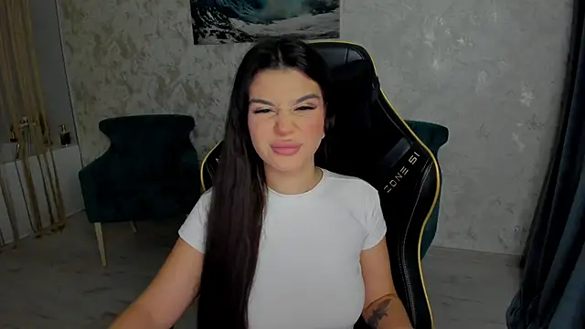 AlluringAriel online show from October 19, 2025, 7:38 pm