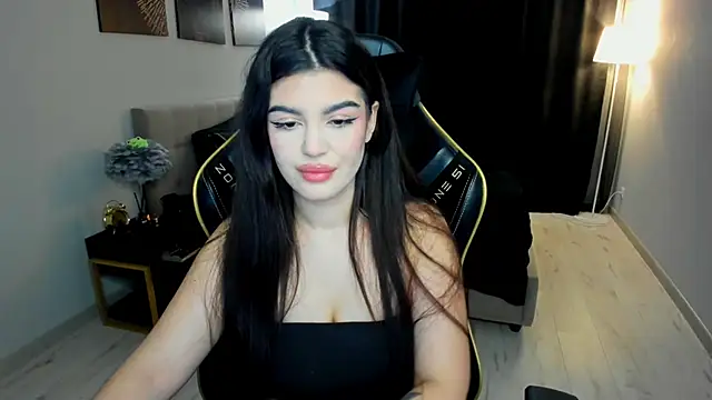 Snapshot of AlluringAriel chatting on February 12, 2026, 4:23 am AlluringAriel online show from February 12, 2026, 4:23 am