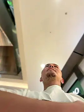 Snapshot of adam-rivera chatting on January 10, 2026, 1:34 am adam-rivera online show from January 10, 2026, 1:34 am