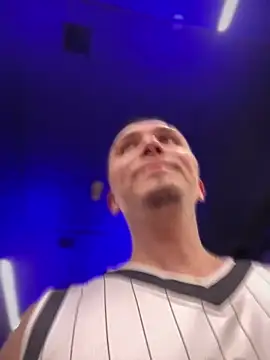 adam-rivera online show from October 18, 2025, 8:11 pm