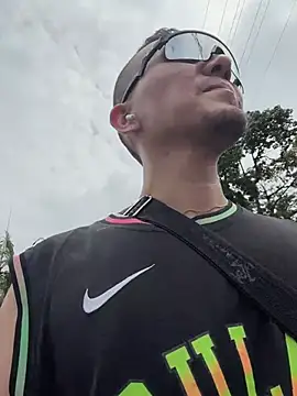 Snapshot of adam-rivera chatting on February 22, 2026, 4:19 pm adam-rivera online show from February 22, 2026, 4:19 pm