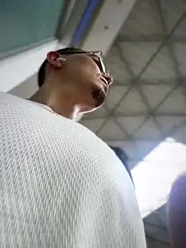 adam-rivera online show from September 13, 2025, 4:29 pm