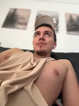 adam-rivera online show from April 7, 2026, 4:53 pm