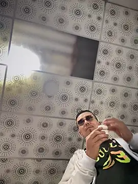 adam-rivera online show from October 20, 2025, 5:35 pm