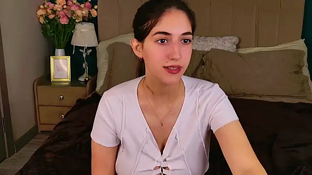 Teresa Stane online show from October 8, 2025, 5:20 am