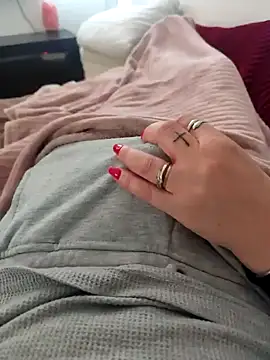 ariel-rick online show from February 16, 2026, 3:21 pm