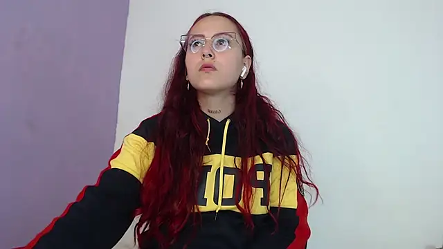 Snapshot of LatinasGoddesses_ chatting on January 21, 2025, 4:48 pm LatinasGoddesses online show from January 21, 2025, 4:48 pm