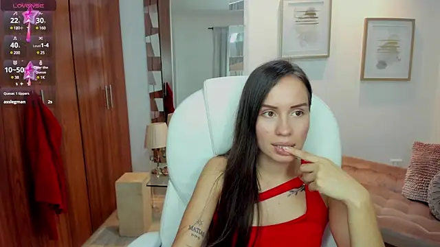 kiim sweett online show from January 8, 2025, 3:07 pm