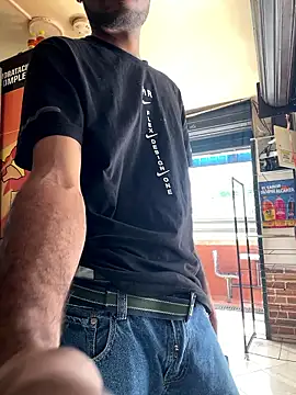 Snapshot of BBC-XXL chatting on January 18, 2026, 8:34 pm BBC-XXL online show from January 18, 2026, 8:34 pm