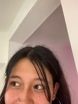 mariana 21x online show from March 5, 2025, 7:49 pm