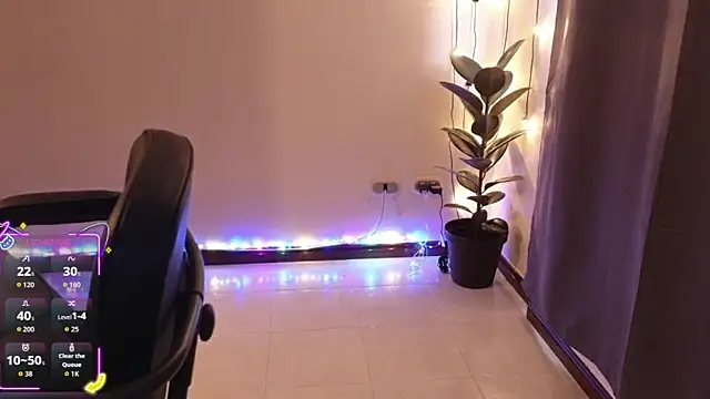 Lia madame online show from December 5, 2025, 1:10 pm