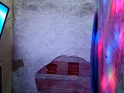 frotasso online show from January 7, 2025, 1:49 am