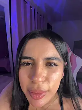 Emily-14 online show from June 10, 2026, 12:45 am