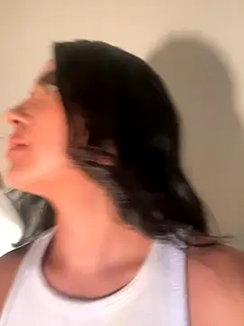 Emily-14 online show from October 26, 2025, 2:23 am