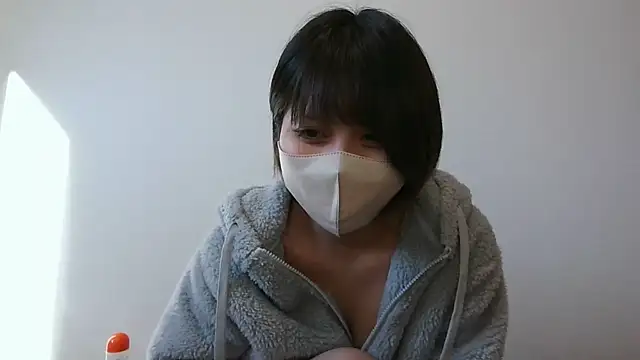 Snapshot of -anzu-o chatting on January 11, 2025, 1:48 am -anzu-o online show from January 11, 2025, 1:48 am