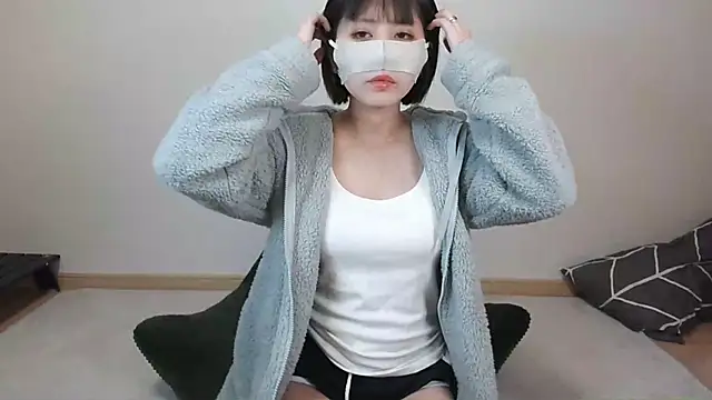 Snapshot of -anzu-o chatting on January 27, 2025, 11:00 am -anzu-o online show from January 27, 2025, 11:00 am
