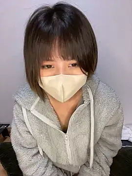 Snapshot of -anzu-o chatting on December 23, 2024, 12:30 pm -anzu-o online show from December 23, 2024, 12:30 pm