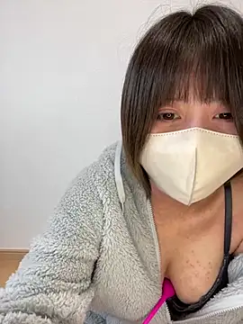 Snapshot of -anzu-o chatting on January 9, 2025, 5:44 am -anzu-o online show from January 9, 2025, 5:44 am