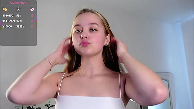 FalineDowlen online show from February 4, 2025, 4:48 am