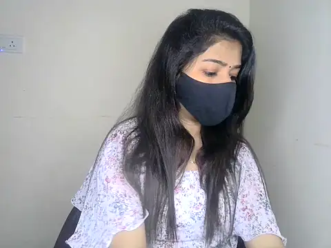 Snapshot of kritikadoll chatting on April 3, 2026, 5:47 am kritikadoll online show from April 3, 2026, 5:47 am