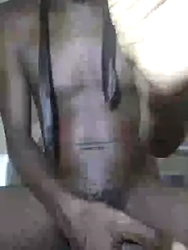 Snapshot of GOLDEN_HQUR chatting on February 15, 2025, 4:56 pm GOLDEN HQUR online show from February 15, 2025, 4:56 pm