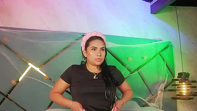 giorgia 13 online show from October 30, 2025, 3:05 am