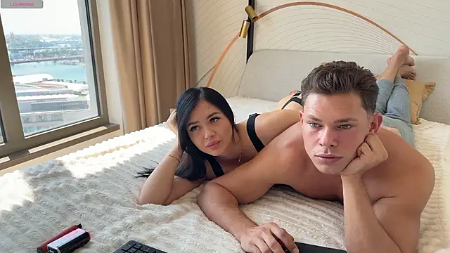 BestModelsDuo online show from July 14, 2026, 1:06 pm
