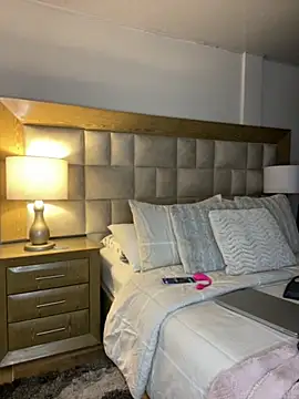 Sweet and caramel online show from November 2, 2025, 12:59 am