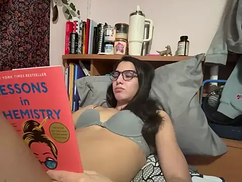 naughtynadia0502 online show from January 20, 2025, 6:10 am