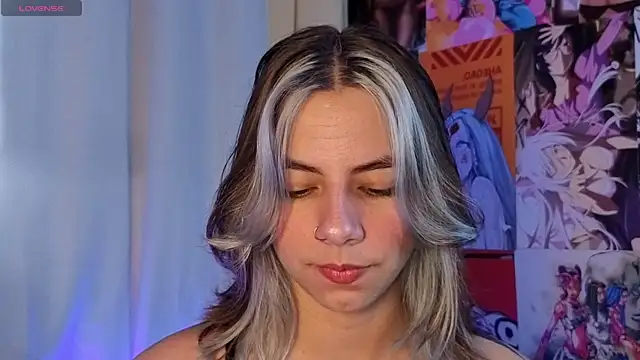 ArtemisaBlake online show from April 28, 2026, 3:38 pm