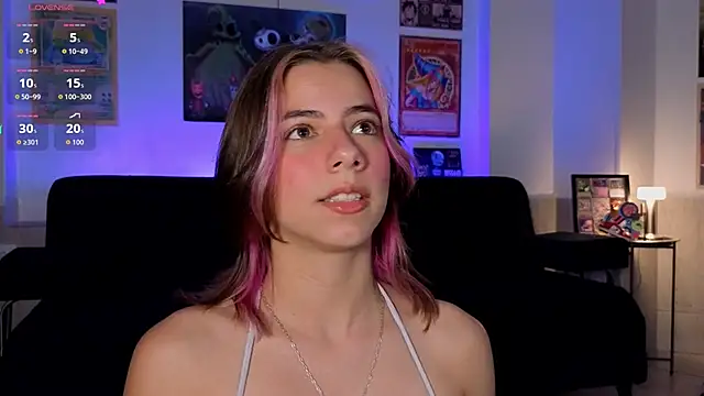 Snapshot of ArtemisaBlake chatting on December 4, 2025, 12:20 am ArtemisaBlake online show from December 4, 2025, 12:20 am