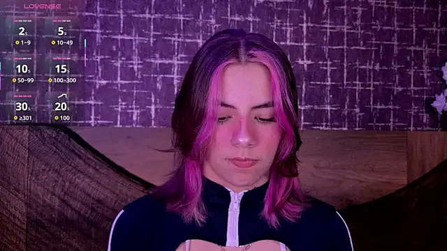 Snapshot of ArtemisaBlake chatting on October 30, 2025, 4:37 pm ArtemisaBlake online show from October 30, 2025, 4:37 pm