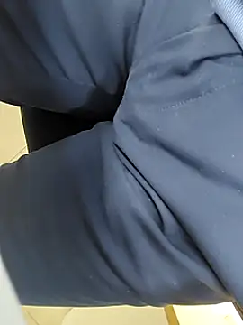 bananadick     online show from February 3, 2025, 11:20 am