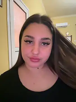 Snapshot of Natalie_21 chatting on January 10, 2025, 5:58 am Natalie 21 online show from January 10, 2025, 5:58 am