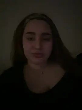 Snapshot of Natalie_21 chatting on December 23, 2024, 5:43 pm Natalie 21 online show from December 23, 2024, 5:43 pm