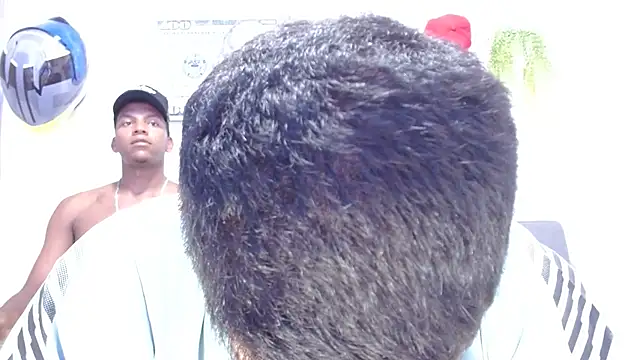 Snapshot of boss_of_cash chatting on May 3, 2026, 1:00 am boss of cash online show from May 3, 2026, 1:00 am
