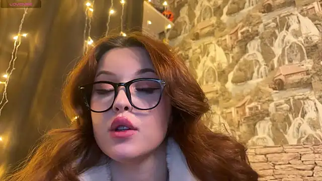 LaurenRossss online show from January 31, 2025, 2:04 am