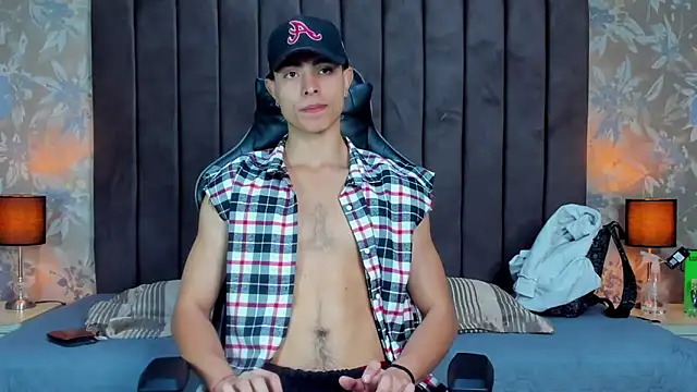 JoshRashfordd online show from March 13, 2025, 12:24 pm