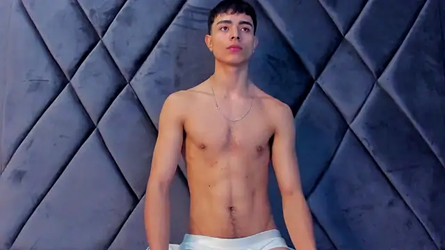 JoshRashfordd online show from March 7, 2025, 1:18 pm