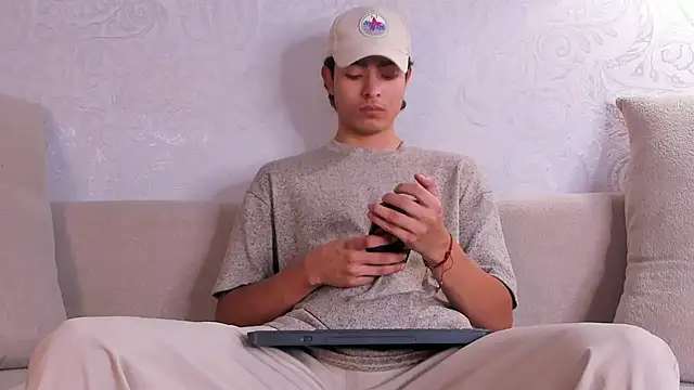 JoshRashfordd online show from October 18, 2025, 9:50 pm