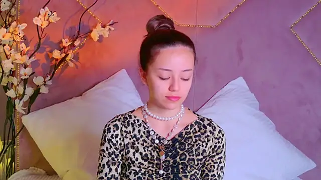 Snapshot of STELLA_RICH chatting on October 12, 2025, 9:38 pm STELLA RICH online show from October 12, 2025, 9:38 pm