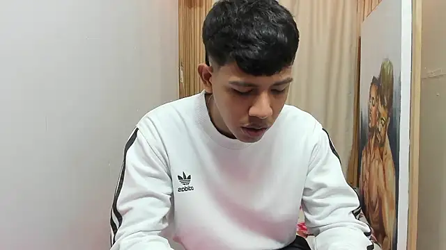 Snapshot of mr_stiven_ chatting on February 2, 2026, 11:37 pm mr stiven online show from February 2, 2026, 11:37 pm