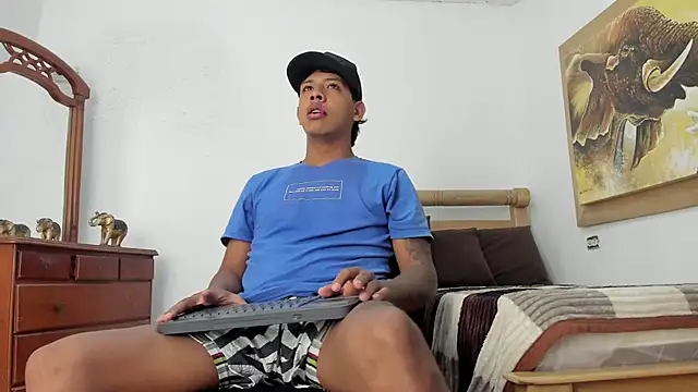 Snapshot of mr_stiven_ chatting on February 28, 2026, 3:06 am mr stiven online show from February 28, 2026, 3:06 am