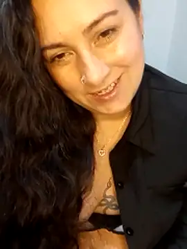 Snapshot of catakiss20 chatting on June 23, 2026, 5:05 am catakiss20 online show from June 23, 2026, 5:05 am