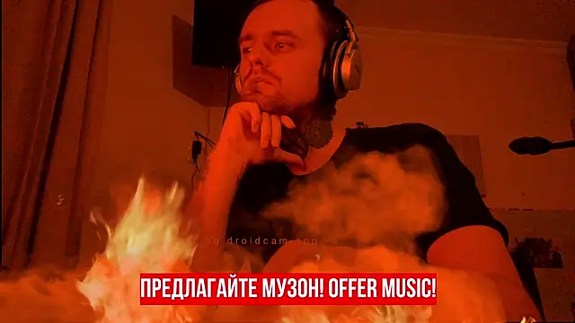 HappyZebra13 online show from February 18, 2025, 4:58 pm