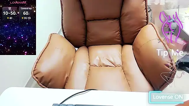 Snapshot of asiancat1 chatting on January 5, 2025, 1:45 am asiancat1 online show from January 5, 2025, 1:45 am